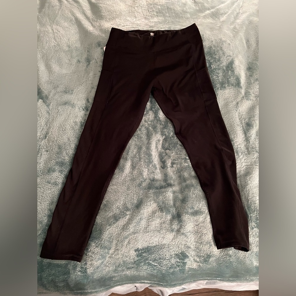 Black leggings with pockets